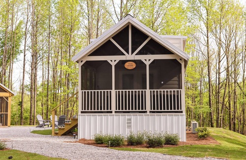 Belden Cabaña | Cedar - NEW Cottage in woods @ Moon Lake Farm - HOT TUB - LAKE - KAYAK - FISH