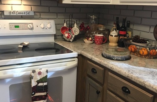 Byrdstown Cabina | Cedar Ridge / Dale Hollow Lake, cerca de Star Point Marina y Eagle Cove Marina