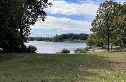 Canadian Lakes Casa | Cedar Shores Retreat