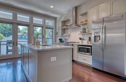 Southtown Casa | ¡Nuevo! Exclusiva casa de pueblo - King William / Southtown
