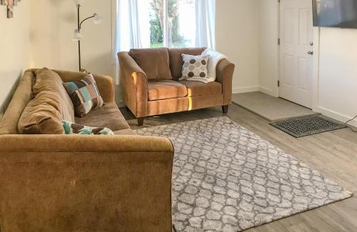 Cutten Casa | Cedar Street Cottage
