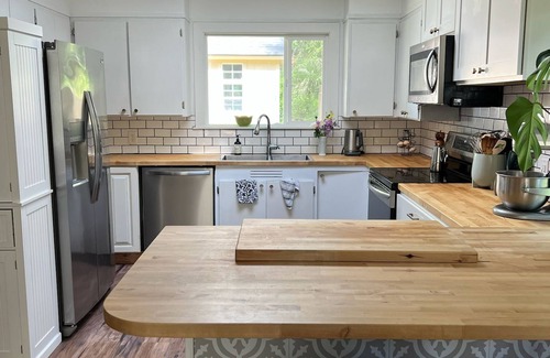 Langley Casa | Cedar Woods Retreat