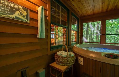 Saugatuck Casa | Cedarwood Lodge