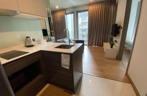 Ekkamai Apartamento | Ceil by Sansiri BTS Ekamai Shuttle to BTS Ekamai , Gateway mall , Major Cineplex mid city. Great place to explore bangkok