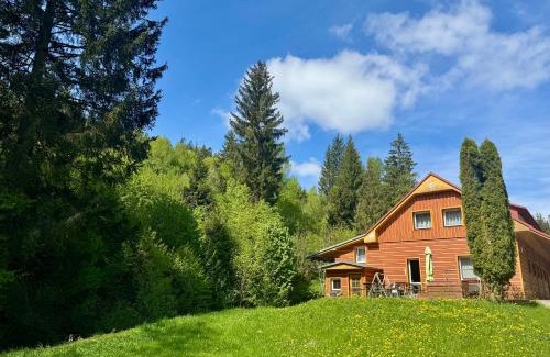 Dolni Dvur Chalet De Esquí | Celá Horská Chata Maty - až 25 lůžek