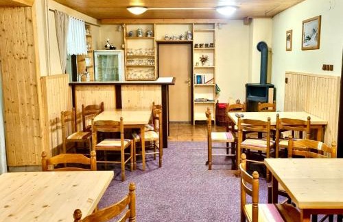 Dolni Dvur Chalet De Esquí | Celá Horská Chata Maty - až 25 lůžek