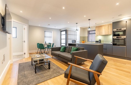 Reading Apartamento | Celador Apartments - Bond House