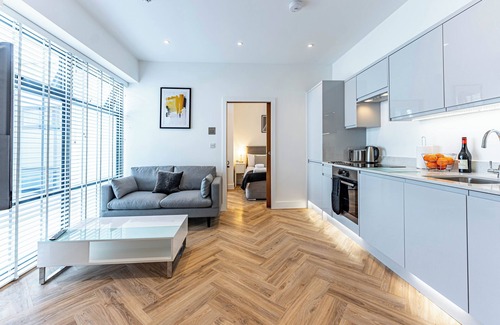 Reading Apartamento | Celador Apartments - Wellington House