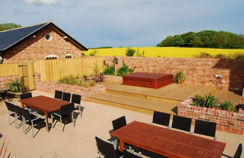Driffield Casa | Large Victorian Railway Building Conversion in a rural location.