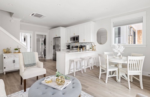 Downtown Wilmington Apartamento | Celebration @ The Cove Riverwalk Villas