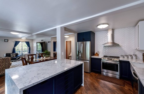 Echo Lake Casa | CELEBRATIONS VILLA: Wedding, reunion, B’Day, RV Parking