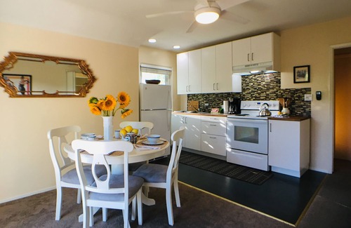 Studio City Apartamento | "Celebrity Hideway" Hermoso apartamento apartado. capacidad para 4 personas