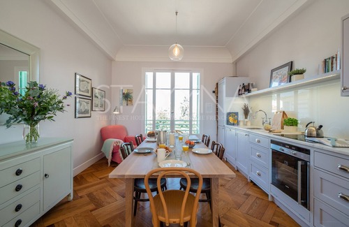 Gambetta Apartamento | Celeste - Hermoso edificio Art Deco