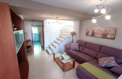 Vélez-Málaga Casa | Celestina Apartment, piscinas, Parking gratis, a 5 min de Torre del Mar