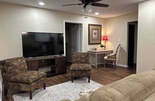 Rogersville Casa | Celia’s Villa