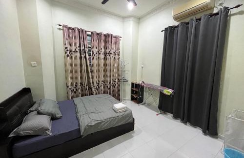 Kampung Kepong Casa | Cendana Residence Homestay Pengadang Baru Kuala Terengganu