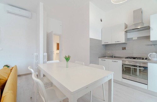 Cenisia Apartamento | Cenisia Roomy Apt x6- w/ Balcony