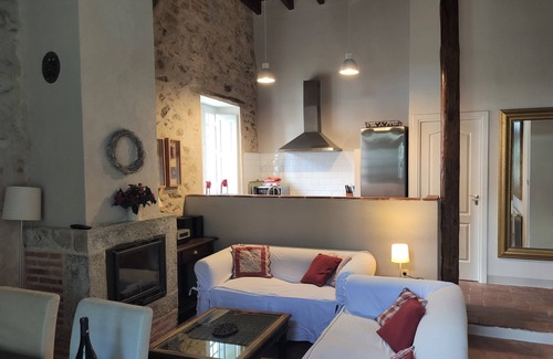 Miraflores de la Sierra Casa | Villa Centenaria en pueblo de montaña cerca de Madrid