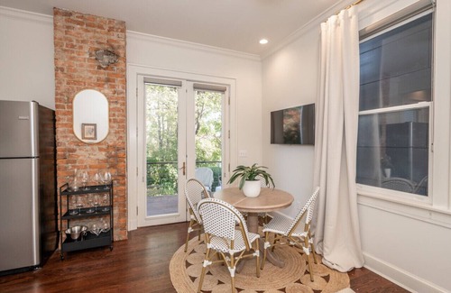 Mount Adams Casa | Centennial House | Mt Adams