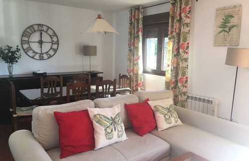 Montejo de la Sierra Cabaña | Casa rural Centeno, Terraza, Jardín BBQ, Chimenea, wifi, Hayedo Montejo