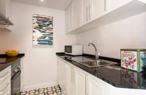 La Seu Apartamento | CENTER-2BR, 2BA-ATTIC-TERRACE,VIEW, WI-FI, A/C