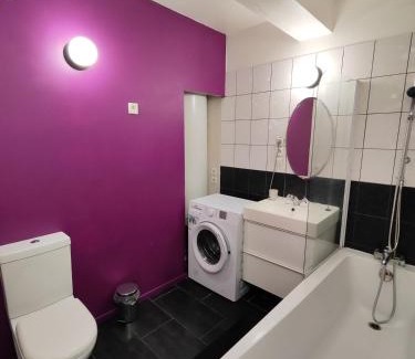 Lille-Moulins Apartamento | Center of Lille, spacious & cozy apartment