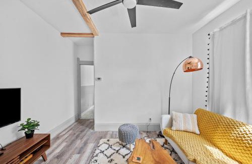 Little Italy Apartamento | Center of Little Italy #2