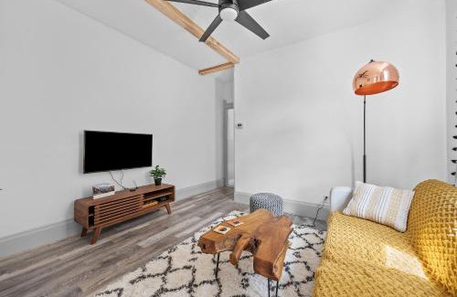 Little Italy Apartamento | Center of Little Italy #2