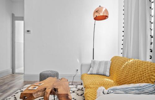 Little Italy Apartamento | Center of Little Italy #2