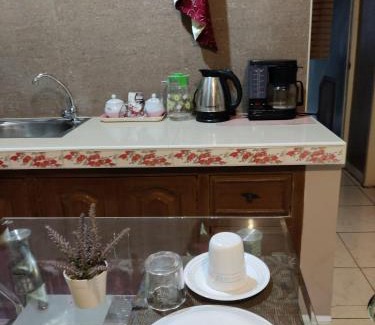 Barangay Poblacion Hotel | Center Parkway Pension House