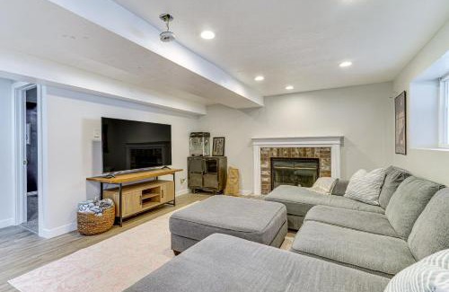 Centerville Casa | Centerville Family Home with Yard Less Than 6 Mi to Lagoon!