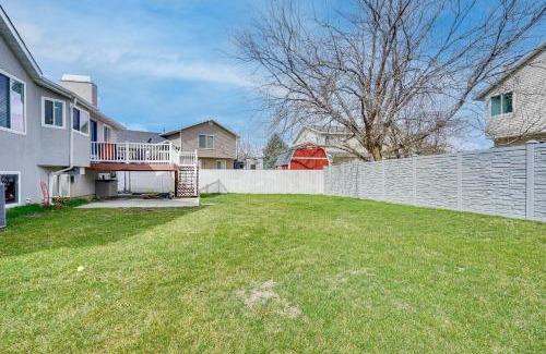 Centerville Casa | Centerville Family Home with Yard Less Than 6 Mi to Lagoon!