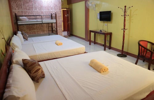 Caticlan Casa | Centillo Travellers Inn