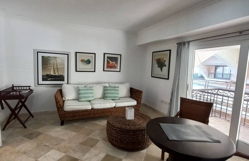 Cap Cana Marina Apartamento | Central 1 bedroom apartment in fabulous Cap Cana Punta Cana
