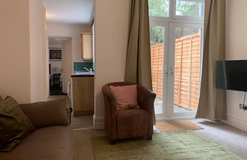 Horfield Apartamento | Central 2 bed flat with off street-parking
