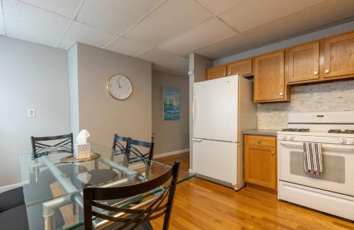North End Apartamento | Central 3 Bed 1 Bath in Historic Building