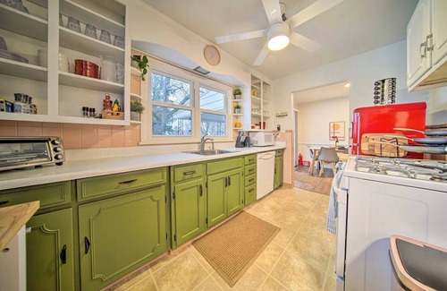 Erie Cabaña | Central 3-Bed Home Ideal for Families, Shopping, Beaches, Fishing Dogs OK