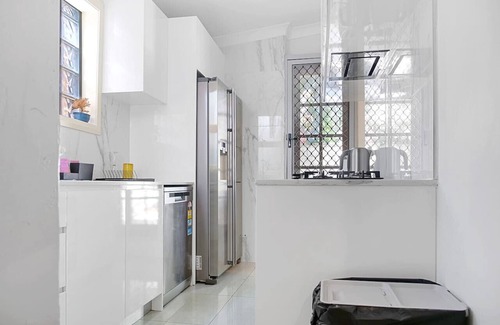 Kings Cross Casa | Central 4 BDRM Terrace with Office