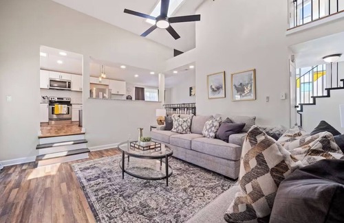 Park Central Casa | Central 4bd home, hwy access, close 2 everything