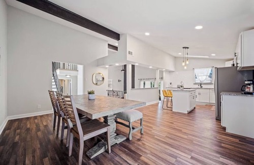 Park Central Casa | Central 4bd home, hwy access, close 2 everything