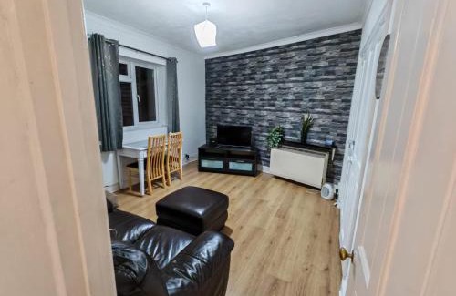 Rushmoor District Apartamento | Central Aldershot 1-Bedroom flat with Parking & WiFi