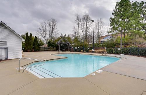 Greensboro Casa | Central and Spacious Townhome in Greensboro!