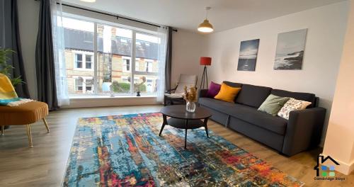 Cambridge Apartamento | Central Apart Hotel 2BR & 1BR Flats-EASY Walk to City Centre-Parking