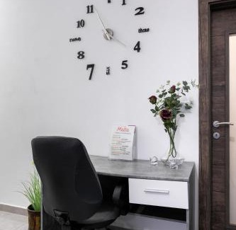 Gzira Apartamento | Central Apartment Close to Uni, Sliema & Mater Dei
