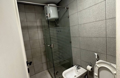 Amman Apartamento | Central Apartment for Rent 23