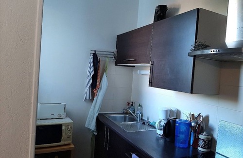 Hendaye Apartamento | Apartamento céntrico y luminoso en Hendaya, cerca de la estación, Wifi y decoración cuidada