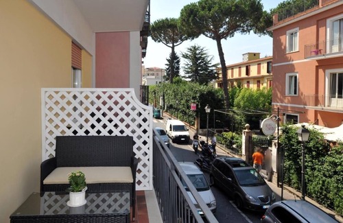 Sant'Agata sui Due Golfi Apartamento | Central Apartment Stella House
