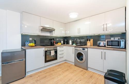 Andover Apartamento | Central Apartment With 55” Smart TV+Netflix