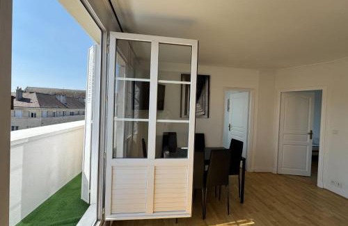Vaugueux Apartamento | Central apartment with balcony - castle view
