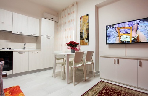 Crotone Cama Y Desayuno | Central Apartments